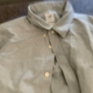 h&m button down